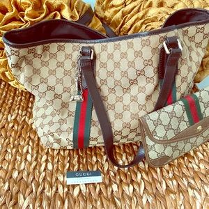 Gucci Medium Tote